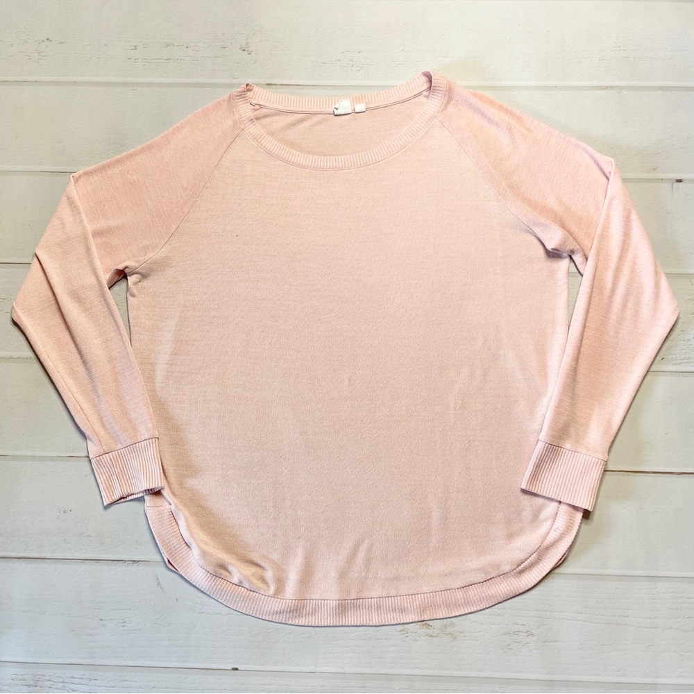 Gap - Women’s Pink Long Sleeve Blouse